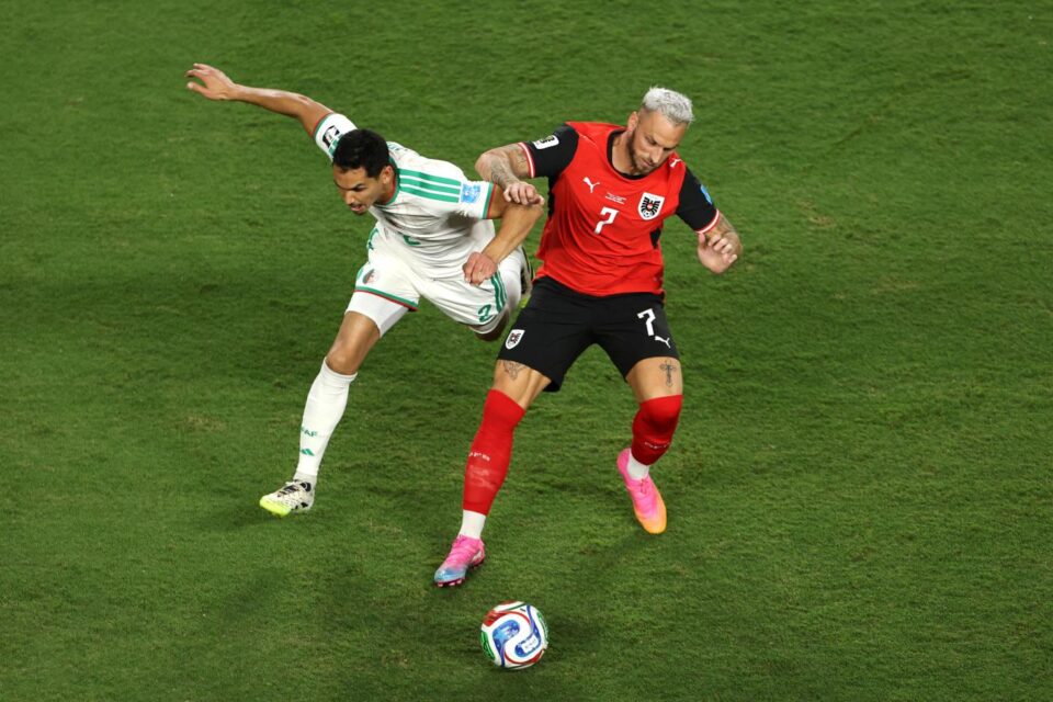 Austria y Argelia empataron 3-3 en un partidazo y pasaron de la mano a 16avos de final
