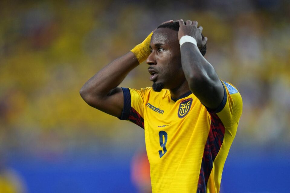 Ecuador no pudo romper el cero ante Curazao y quedó muy complicado para pasar la fase de grupos