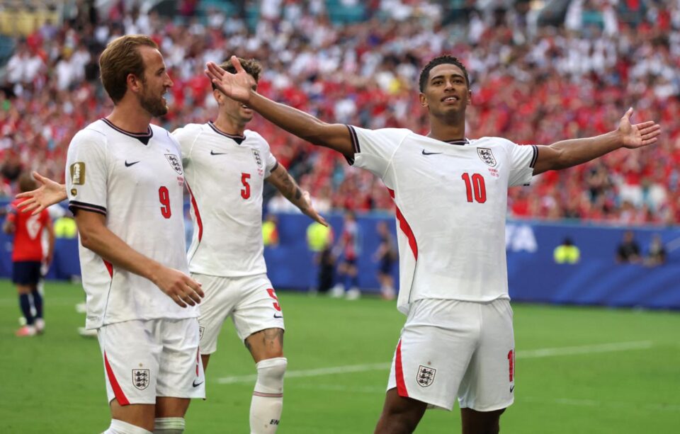 Inglaterra le dio vuelta el partido con polémica a Noruega y será el rival de Argentina