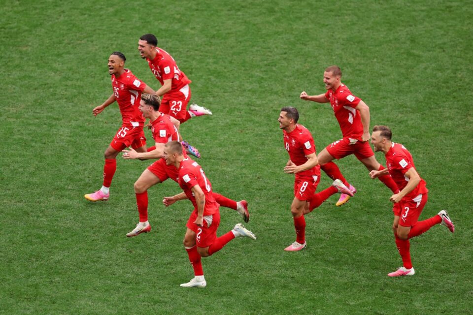 Suiza derrotó por penales a Colombia y será rival de Argentina en cuartos